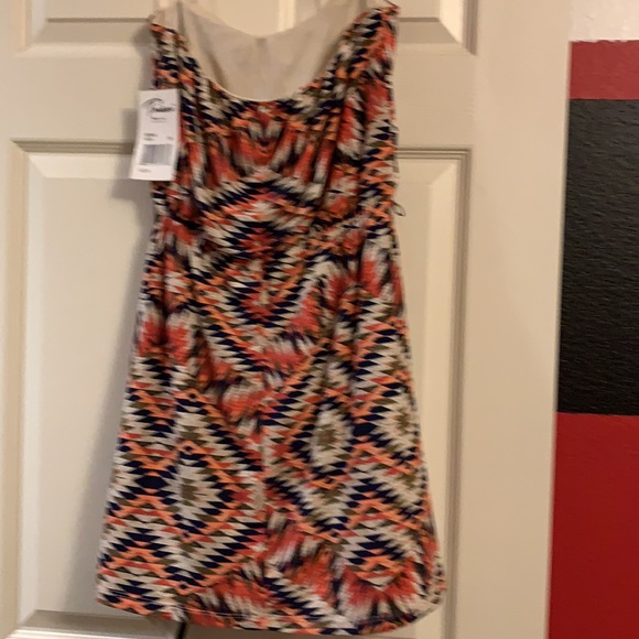 Super cute strapless dress, new with tags. - Picture 2 of 4